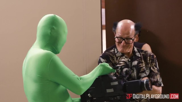 Два члена для одной девицы - #3