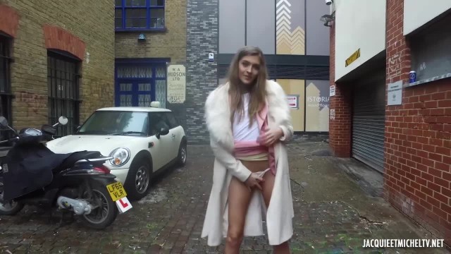 Межрасовый секс на кухонном столе - #2