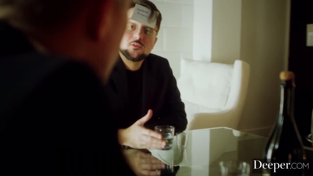 Два друга отымели одну телку - #2