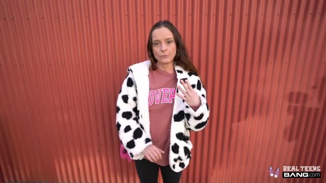 Развратница пришла в гости не просто так - #1